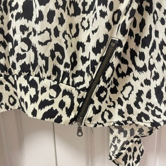 Maurices Leopard Print Lightweight Blazer Cardigan – S - Picture 8 of 8